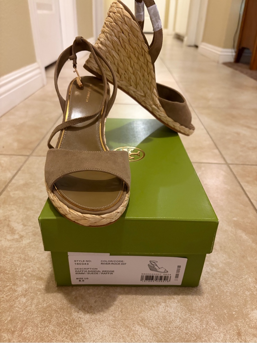 Tory Burch Raffia Wedge Sandal in River Rock. New in box with Dust bag. 8.5 W